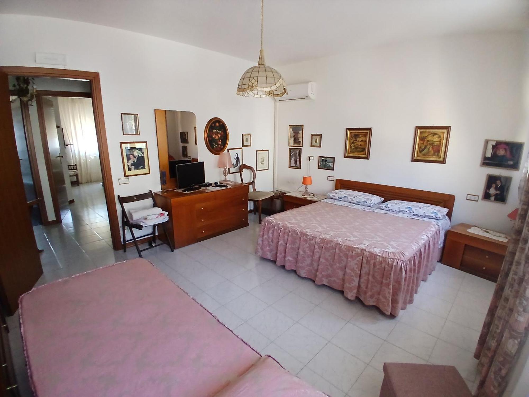 Il Melograno B&B With Private Bathrooms Aulla Exterior foto